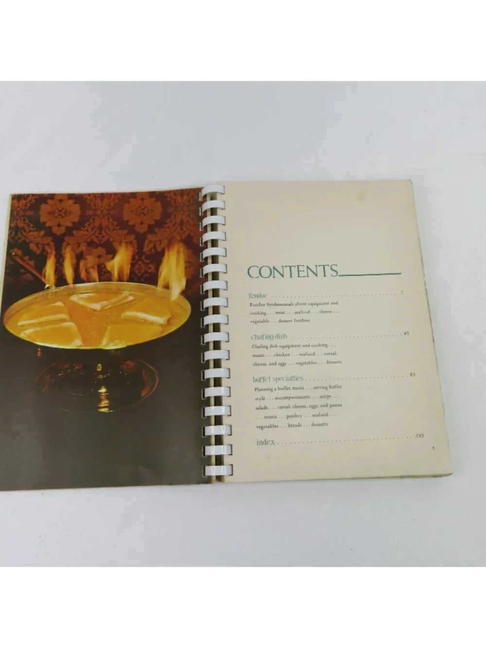 Recipes on Parade Fondue and Buffet Military Officers' Wives Cook Book 1972